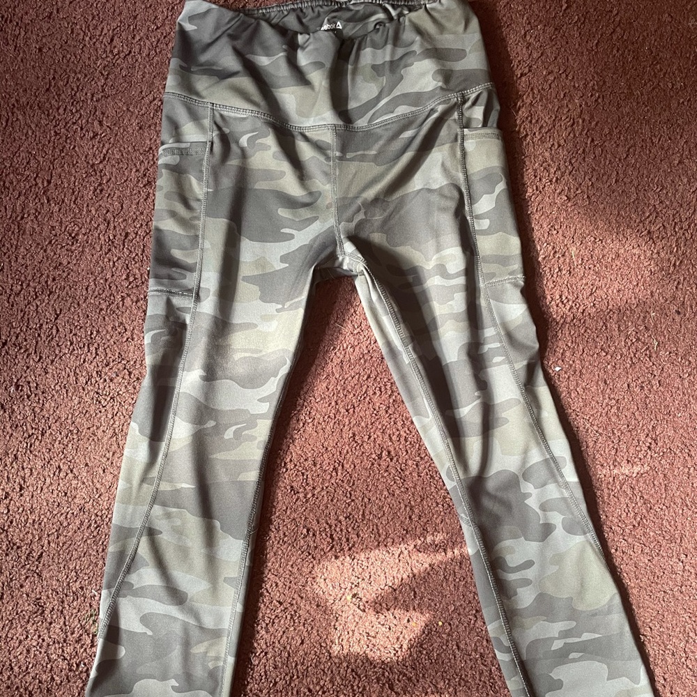 Camo Reebok leggings